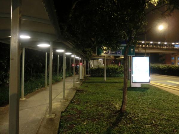 シンガポールの夜道
